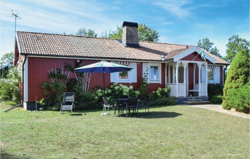 Amazing Home In Kpingsvik With Wifi