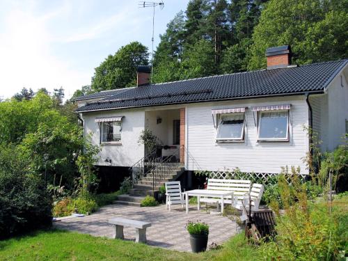 Holiday Home Trollsjö Stegeborg by Interhome