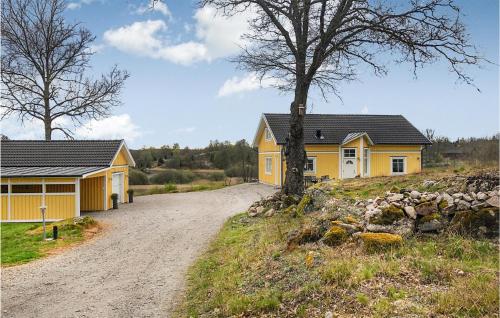 Awesome Home In Ronneby With Kitchen