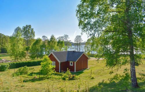 Amazing Home In Markaryd With Lake View